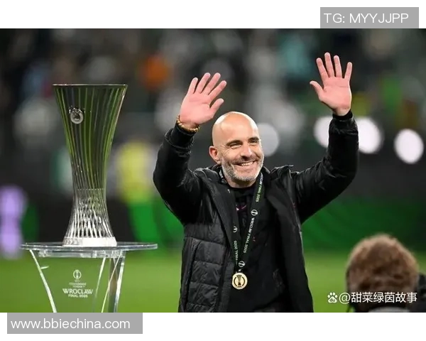 科尔简介与足球明星的辉煌成就与传奇故事探索